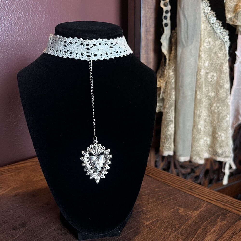 Stainless Steel Silver Sacred Heart Drop Choker Antique-Style Lace Whimsygoth